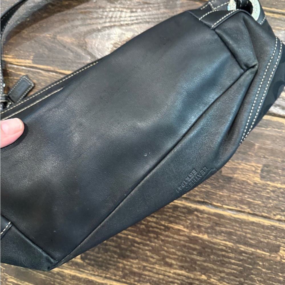 Coach Black Hobo Bag with Minimalist Design - Picture 2 of 3